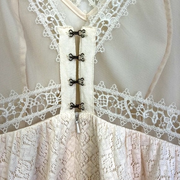 Free People - Victoria Ivory Lace Sleeveless Full Mini Dress Size Small - Picture 14 of 16